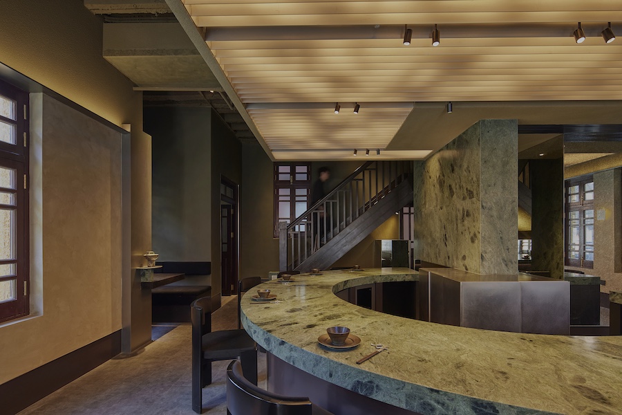 conglong hot pot restaurant nanjing china converted villa round green marble bar