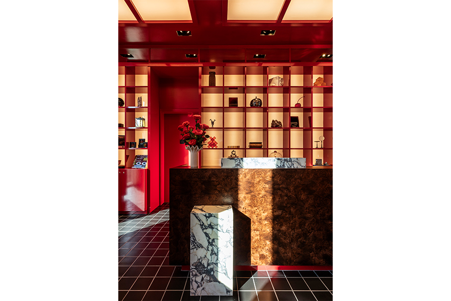 the radical hotel asheville north carolina river arts district afterglow restaurant gold chains around racetrack bar