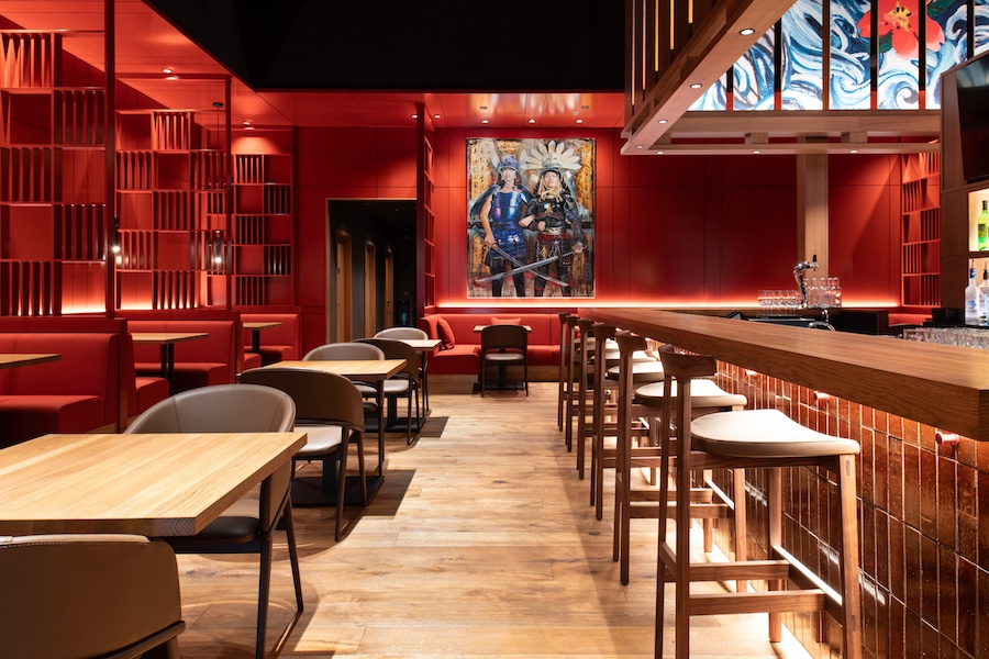 juu kuu pan asian restaurant edmonton canada red walls room dividers banquettes tiled bar wall mural