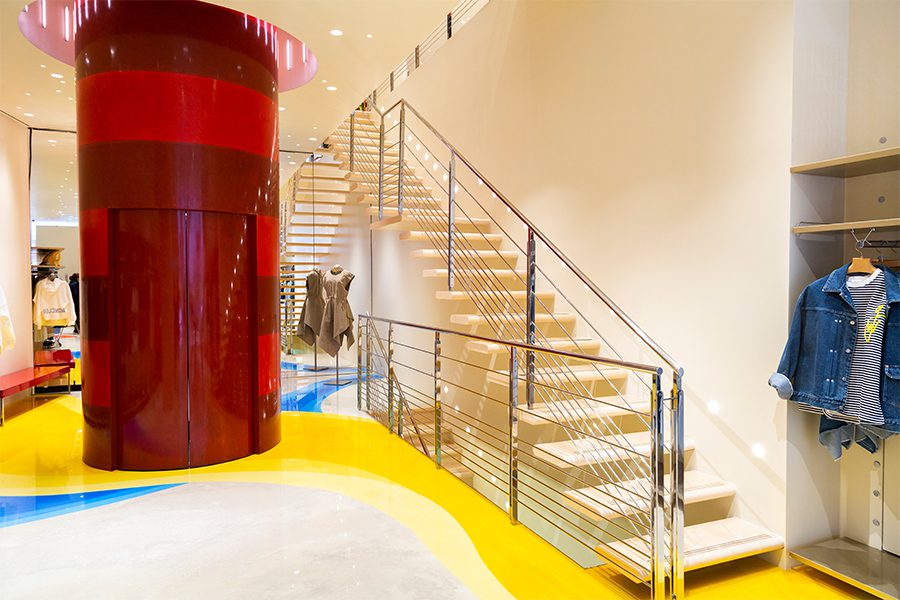 Banner retail boutique milan italy