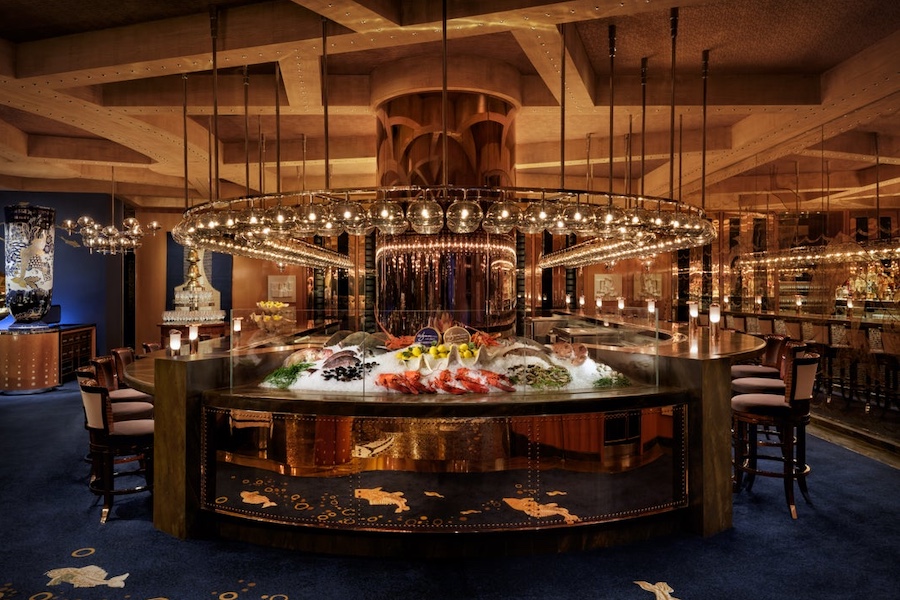 PISCES Bar & Seafare wynn las vegas seafood restaurant bar murano glass orb lighting racetrack bar raw bar